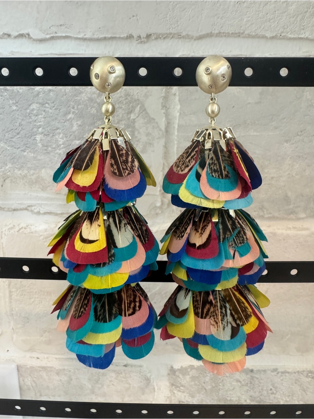 Rare Kendra Scott Lenni Multicolor Feather Statement Earrings